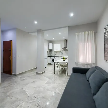 Апартаменти Duque De - Playa La Caleta