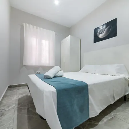Duque De - Playa La Caleta Apartment *